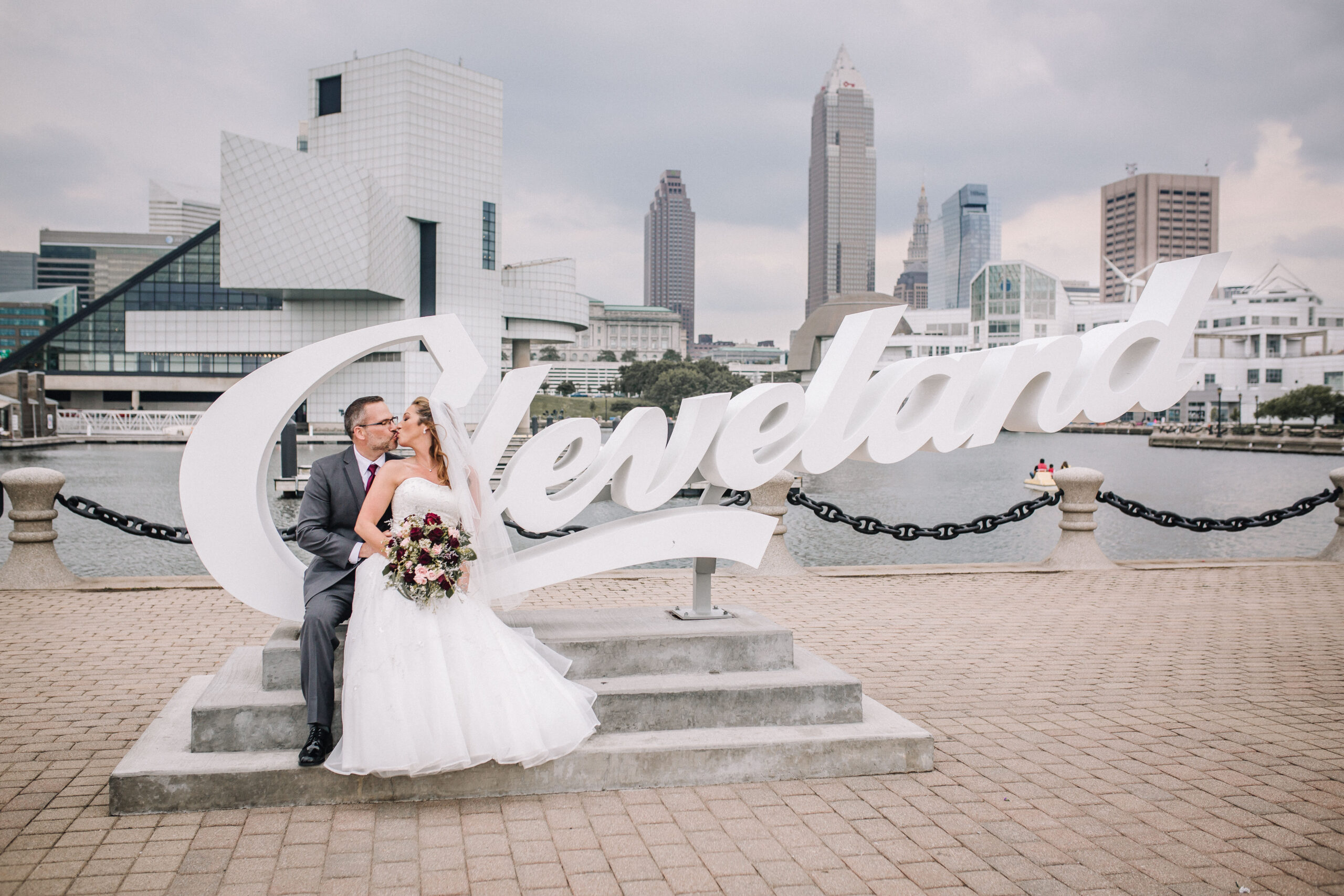 Katie & Greg - Northeast Ohio Wedding Photographer - Lakewood Wedding